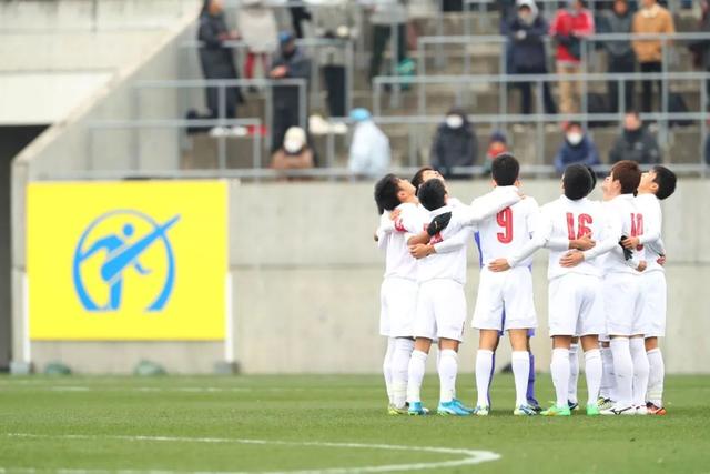 瓜帅谈滕哈赫：他会更强大回归 成绩差我也会下课